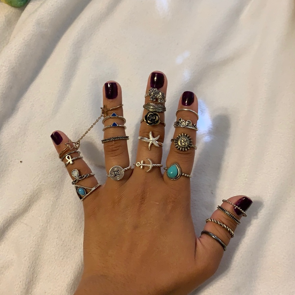 LIGHTLY USED FINGER RINGS!